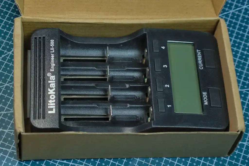 Liitokala Lii‑500 Battery Charger in box